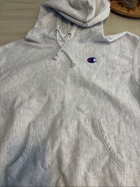 Champion Light Gray Pullover Hoodie with Embroidered C